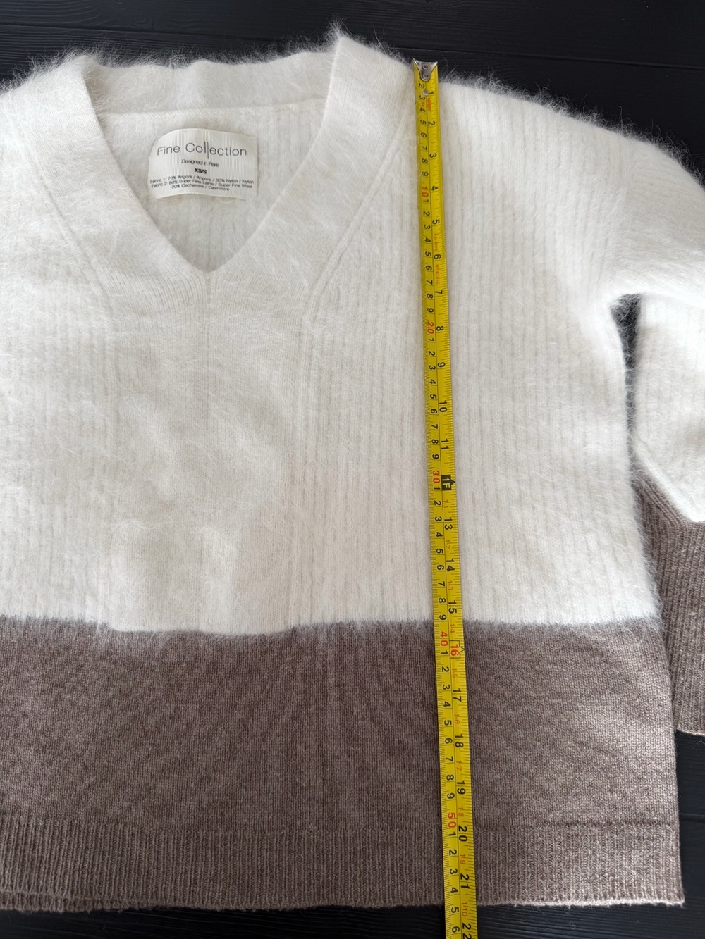 Fine Collection Cashmere and Angora V neck off white and brown sweater